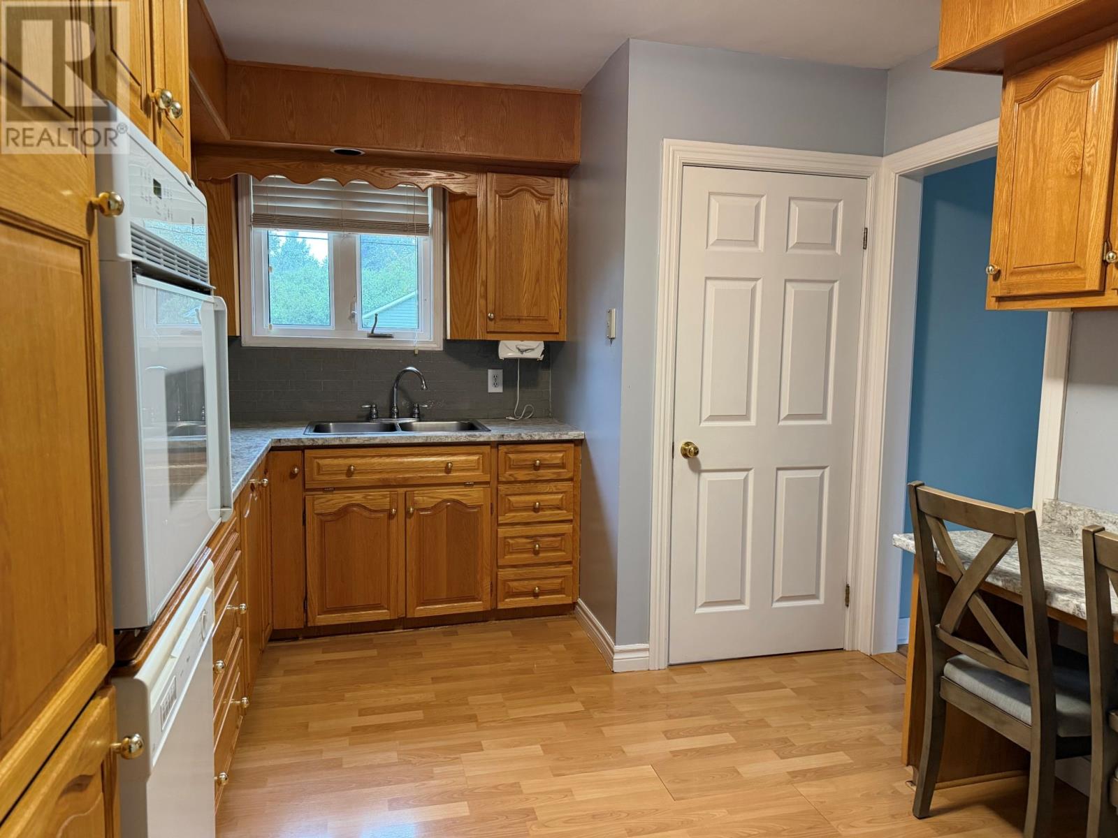 31 Brook Street, Glenwood — photo 6