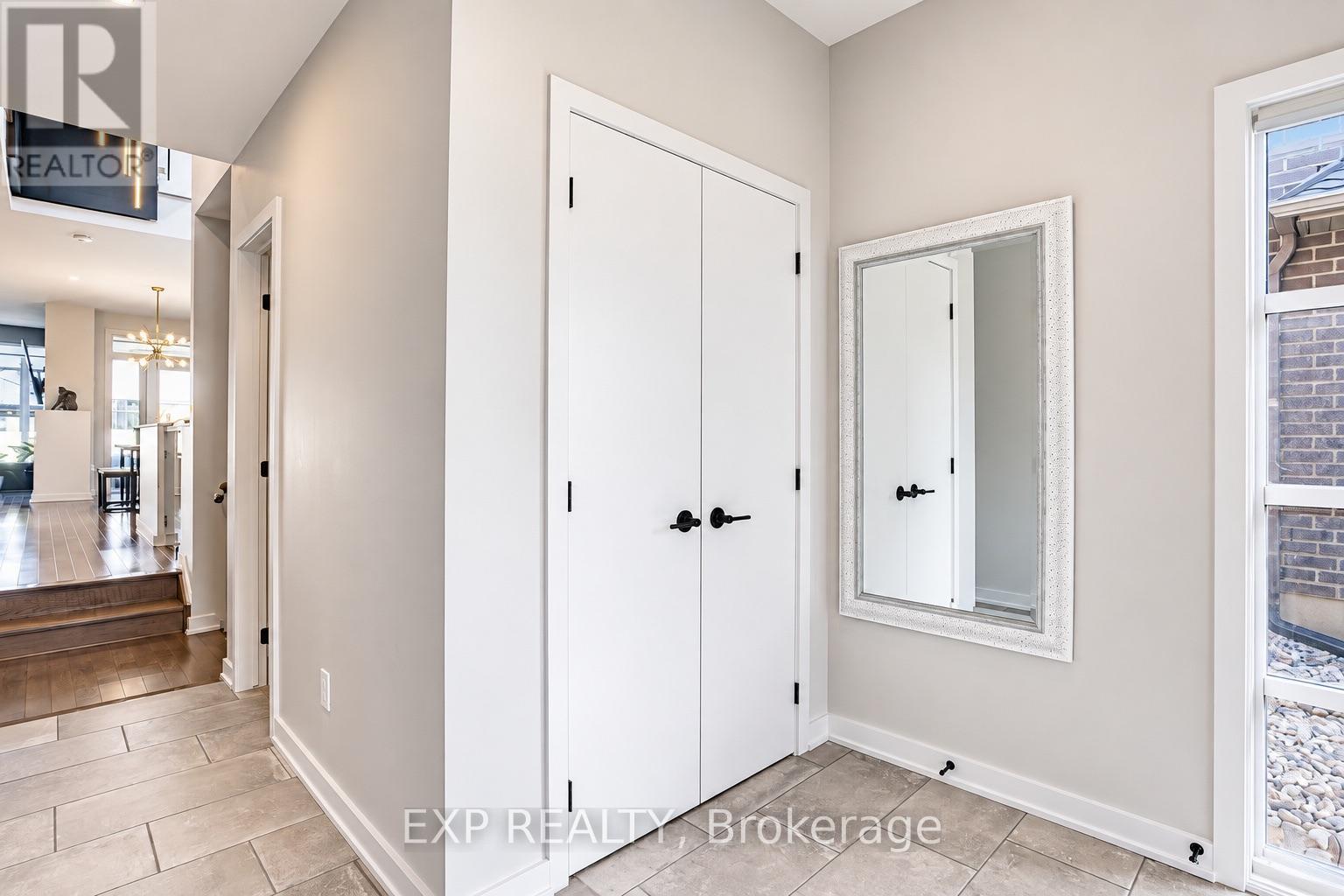 1077 Lunar Glow Crescent, Ottawa, Ontario  K1Y 0N2 - Photo 4 - X13789464