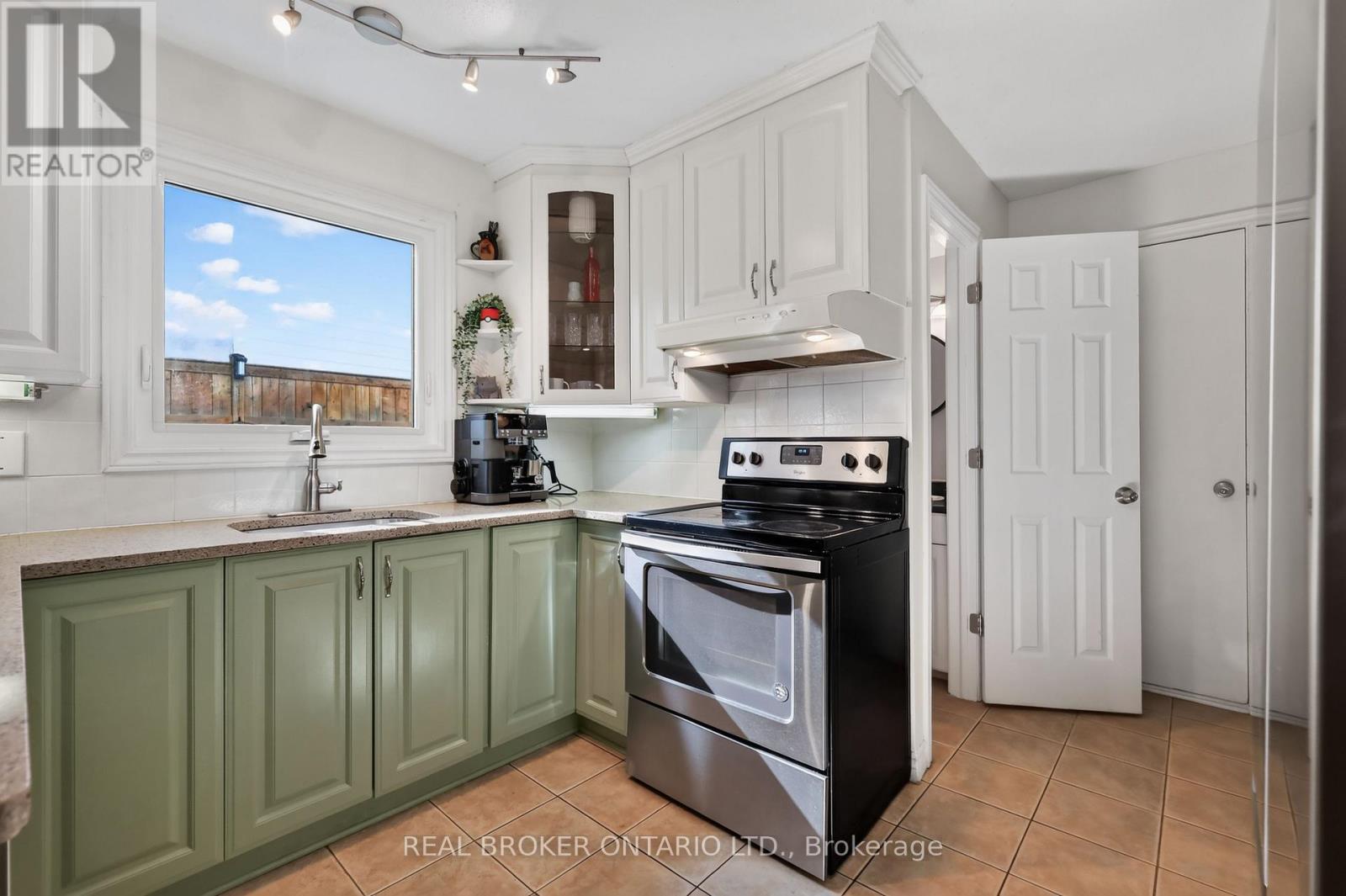 37 Jansen Road, Ottawa, Ontario  K2H 5W6 - Photo 11 - X13789502