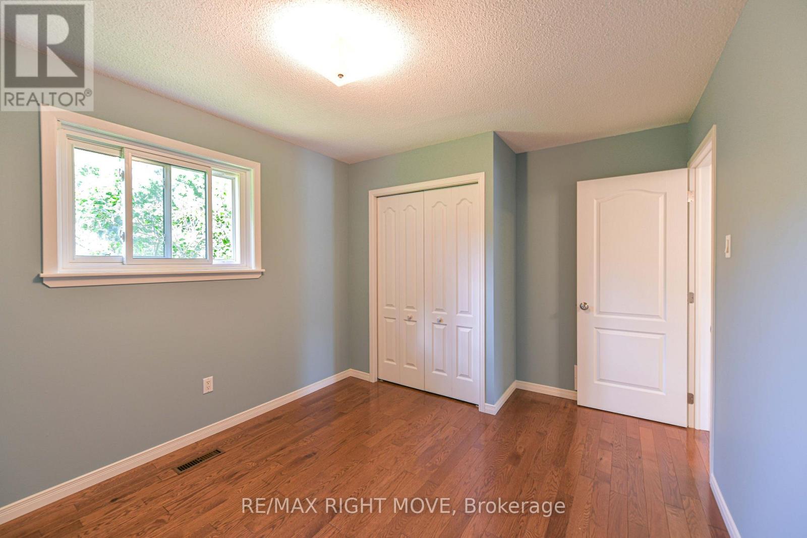 4 Fitton Heights, Orillia, Ontario  L3V 4M7 - Photo 16 - S13789528