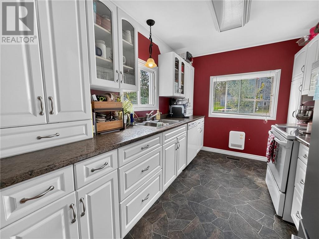 6198 King Street, Mindemoya, Ontario  P0P 1S0 - Photo 6 - 2130410