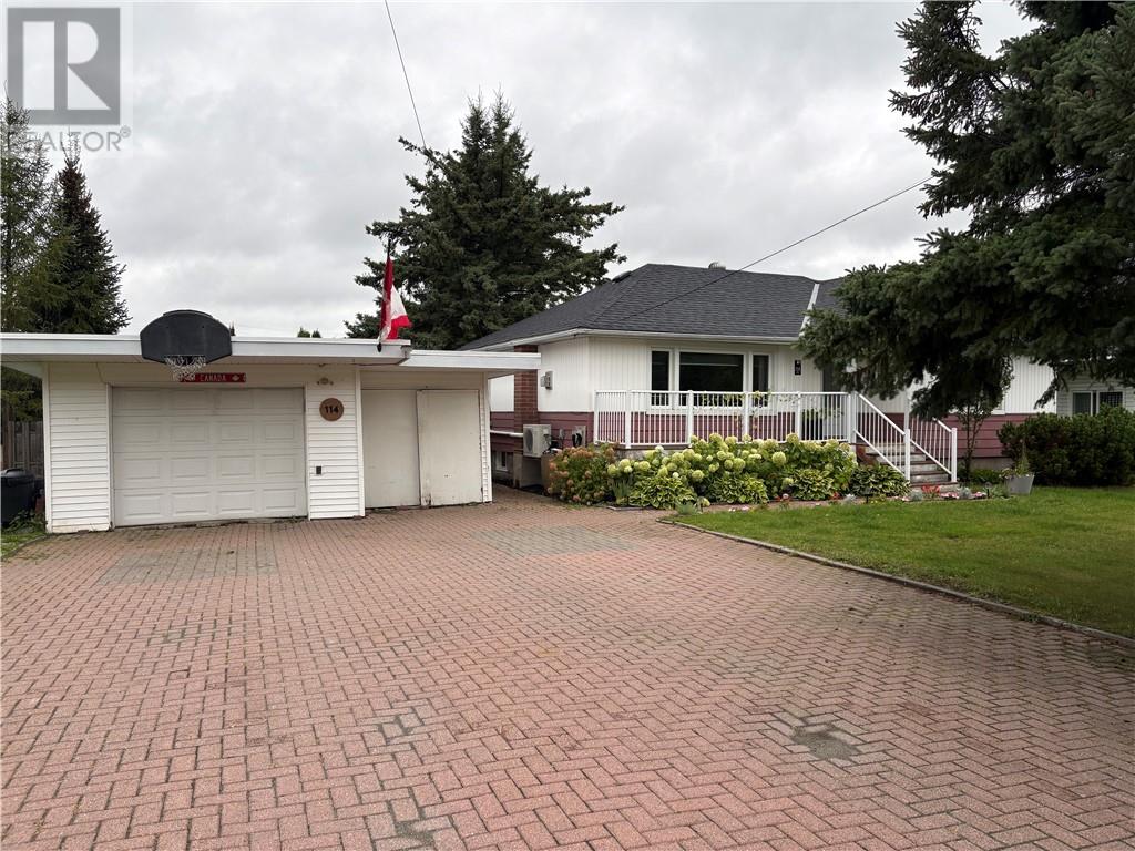 114 Hill, Wahnapitae, Ontario