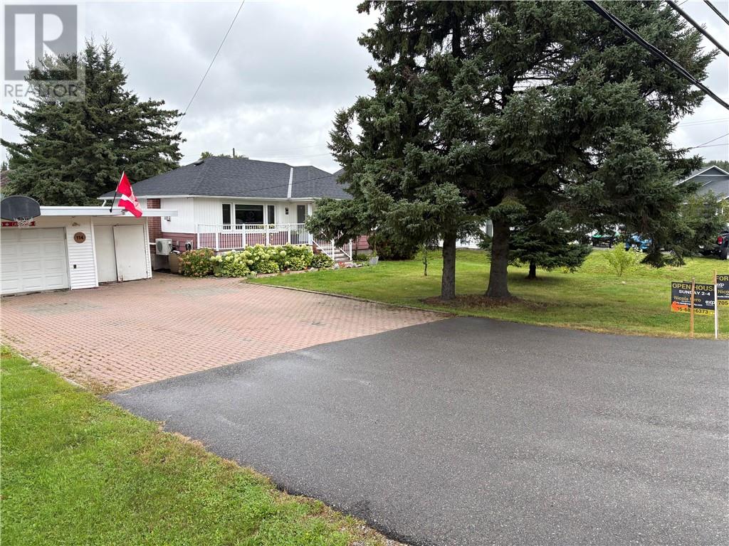 114 Hill, Wahnapitae, Ontario  p0m 3c0 - Photo 2 - 2130366