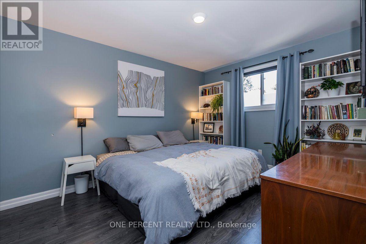 25 Bertram Drive, Springwater, Ontario  L0L 1P0 - Photo 16 - S13767030
