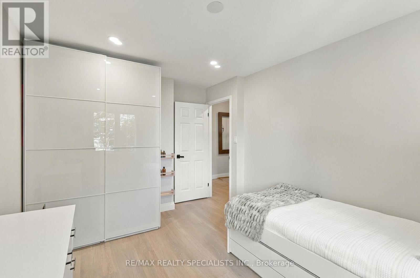 90 Foxborough Drive, Hamilton, Ontario  L9G 4Z1 - Photo 32 - X13787756
