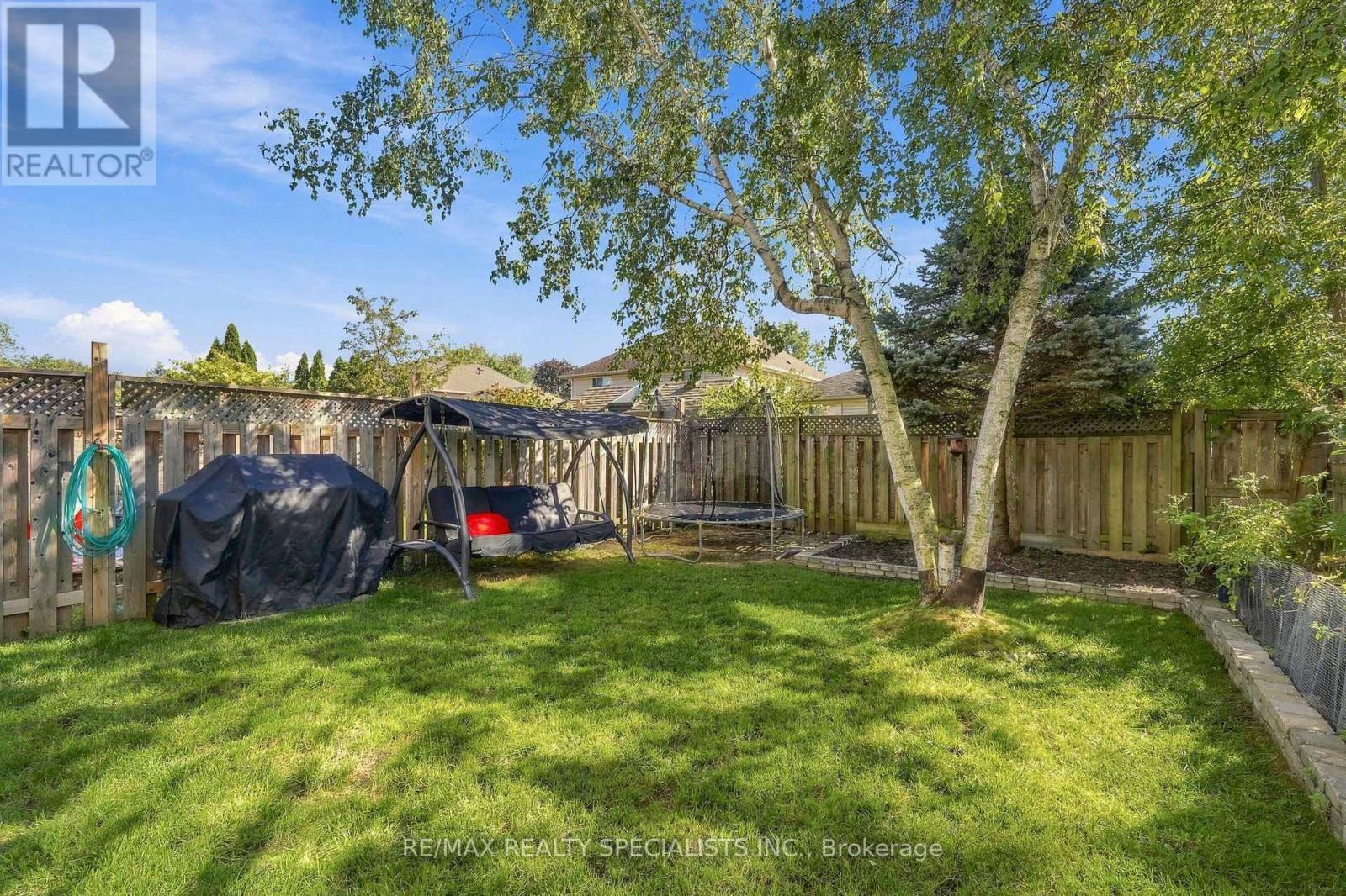 90 Foxborough Drive, Hamilton, Ontario  L9G 4Z1 - Photo 46 - X13787756