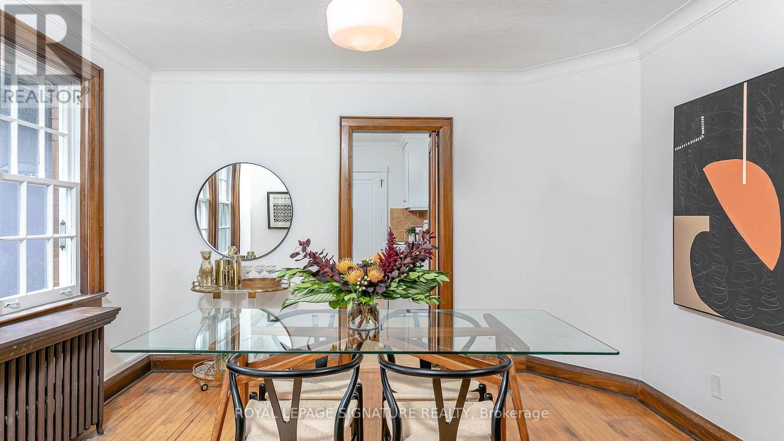Main - 63 Braemore Gardens, Toronto, Ontario  M6G 2C7 - Photo 5 - C13784300