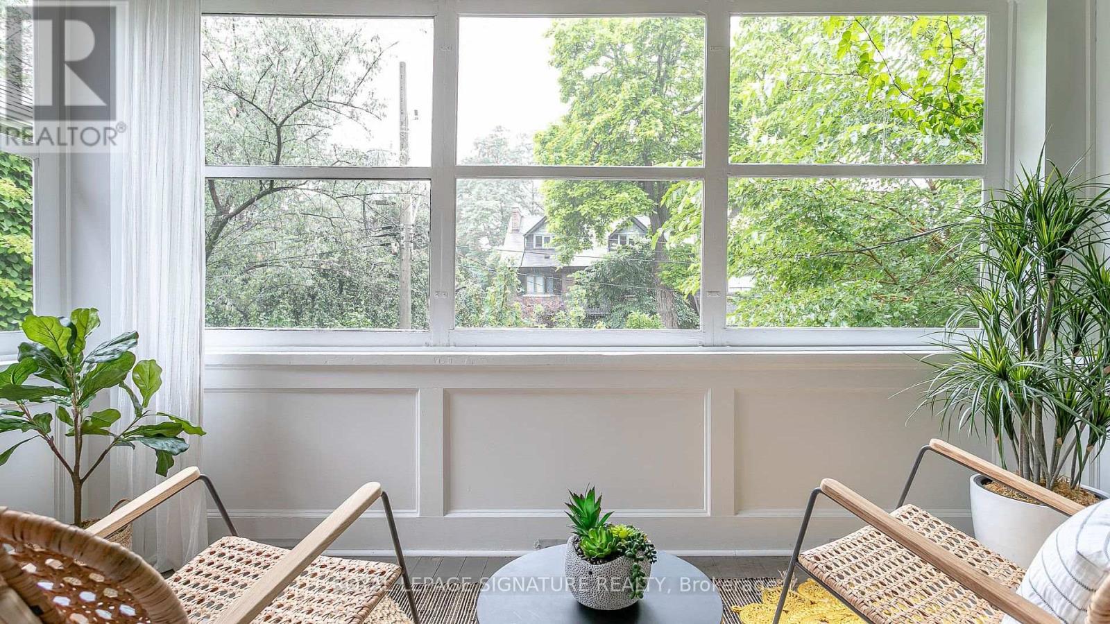 Main - 63 Braemore Gardens, Toronto, Ontario  M6G 2C7 - Photo 8 - C13784300