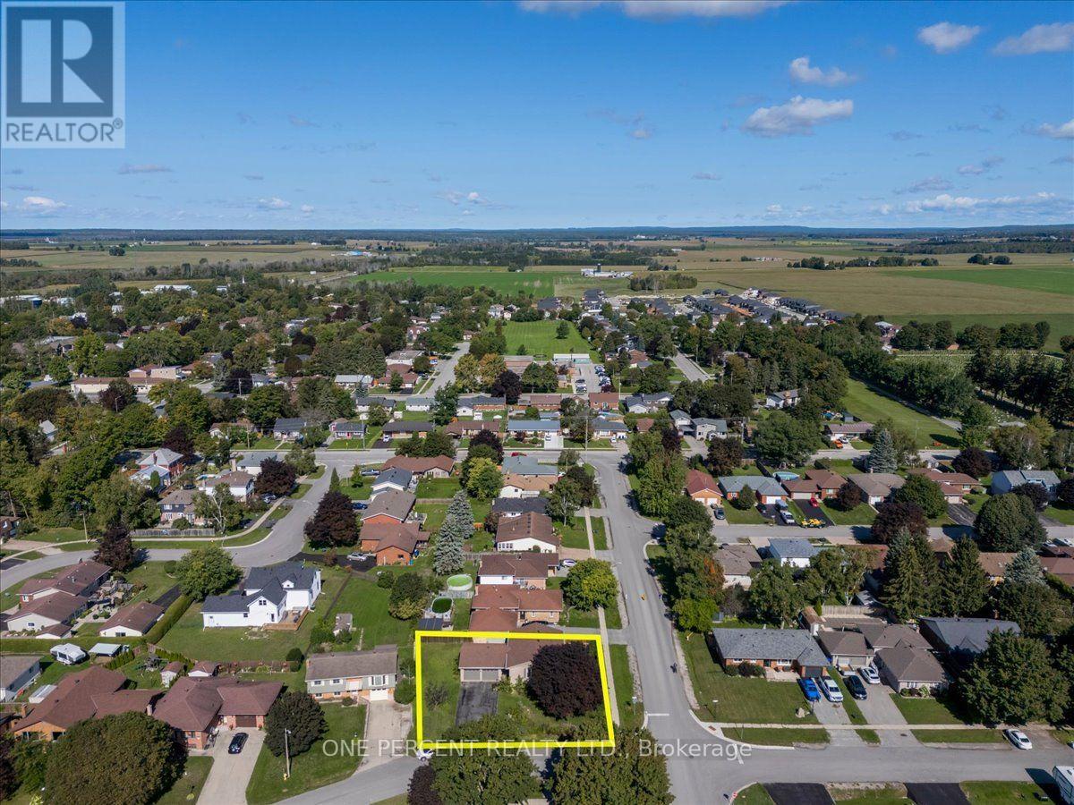 25 Bertram Drive, Springwater, Ontario  L0L 1P0 - Photo 35 - S13767030
