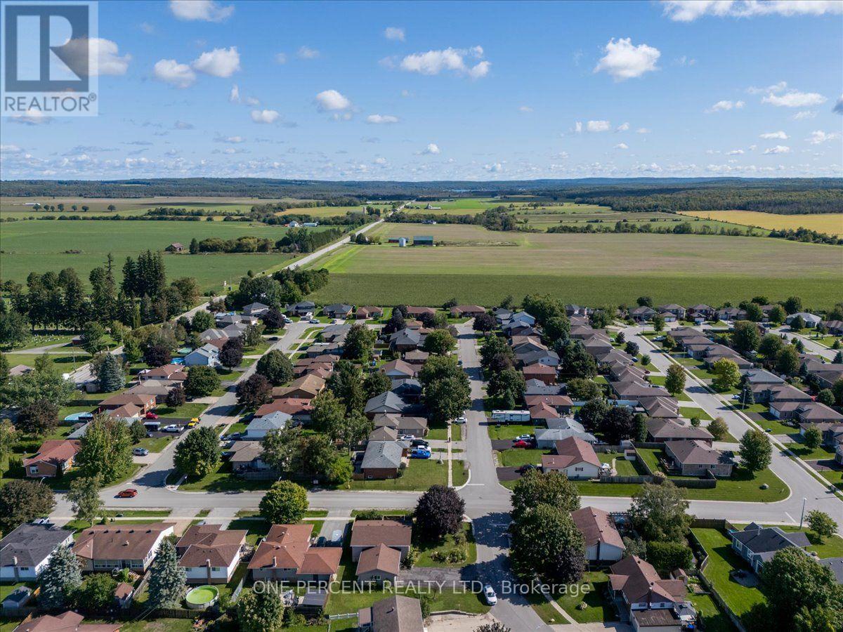 25 Bertram Drive, Springwater, Ontario  L0L 1P0 - Photo 40 - S13767030