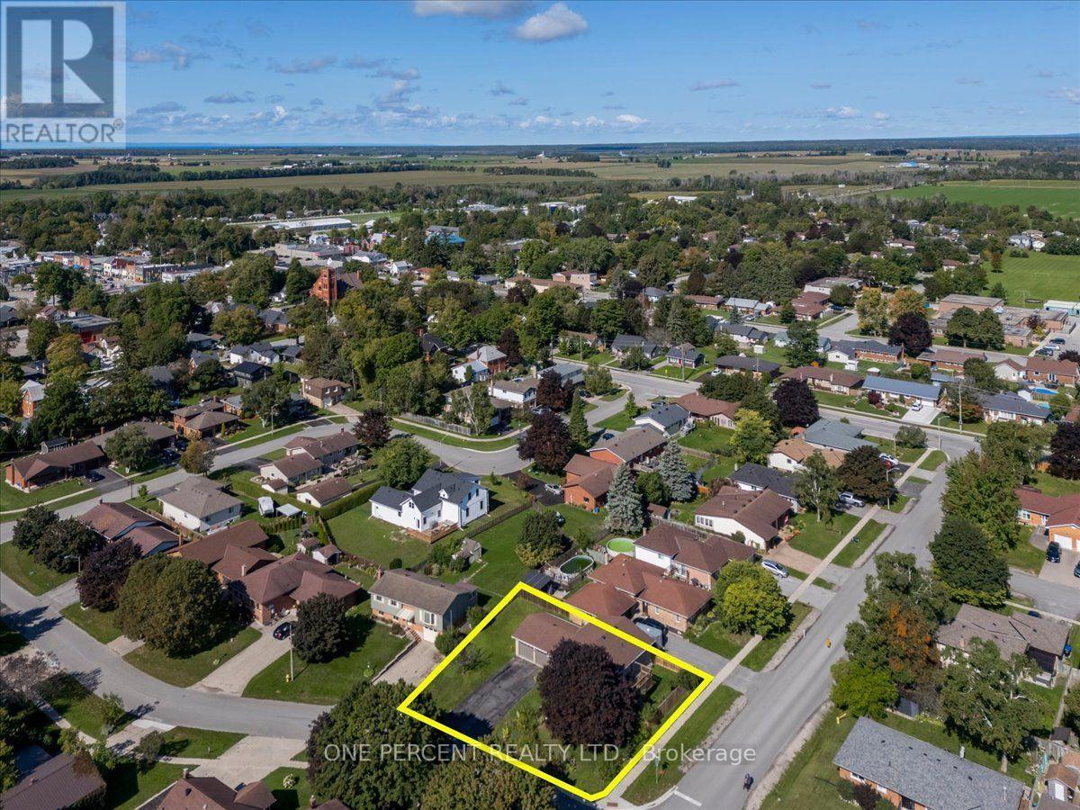 25 Bertram Drive, Springwater, Ontario  L0L 1P0 - Photo 36 - S13767030