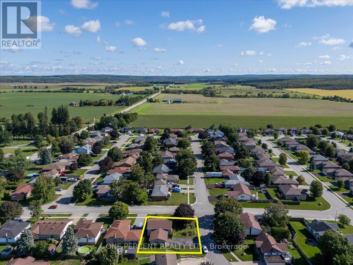 25 Bertram Drive, Springwater, Ontario  L0L 1P0 - Photo 41 - S13767030
