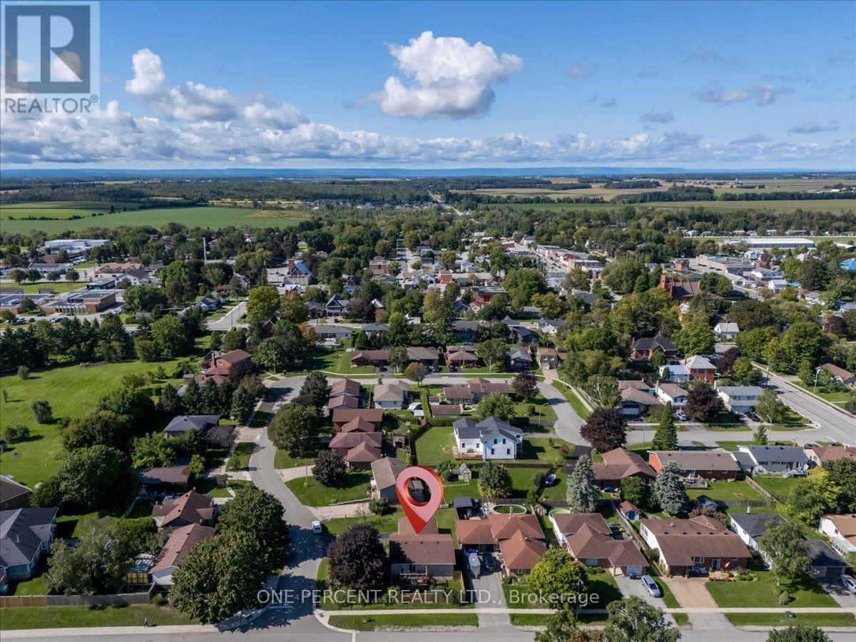 25 Bertram Drive, Springwater, Ontario  L0L 1P0 - Photo 37 - S13767030