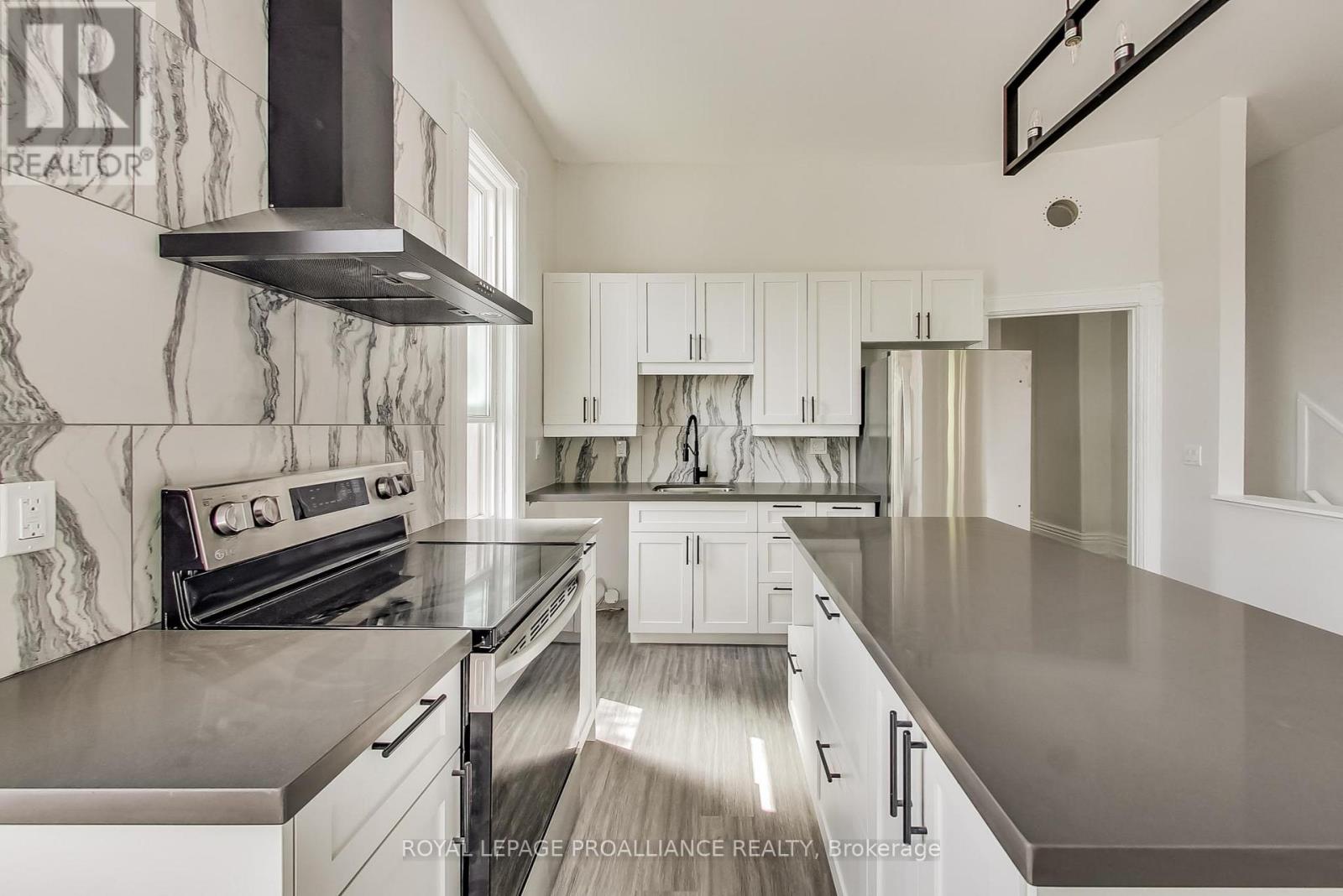 # 2 - 613 Union Street, Peterborough, Ontario  K9H 3V4 - Photo 8 - X13766460