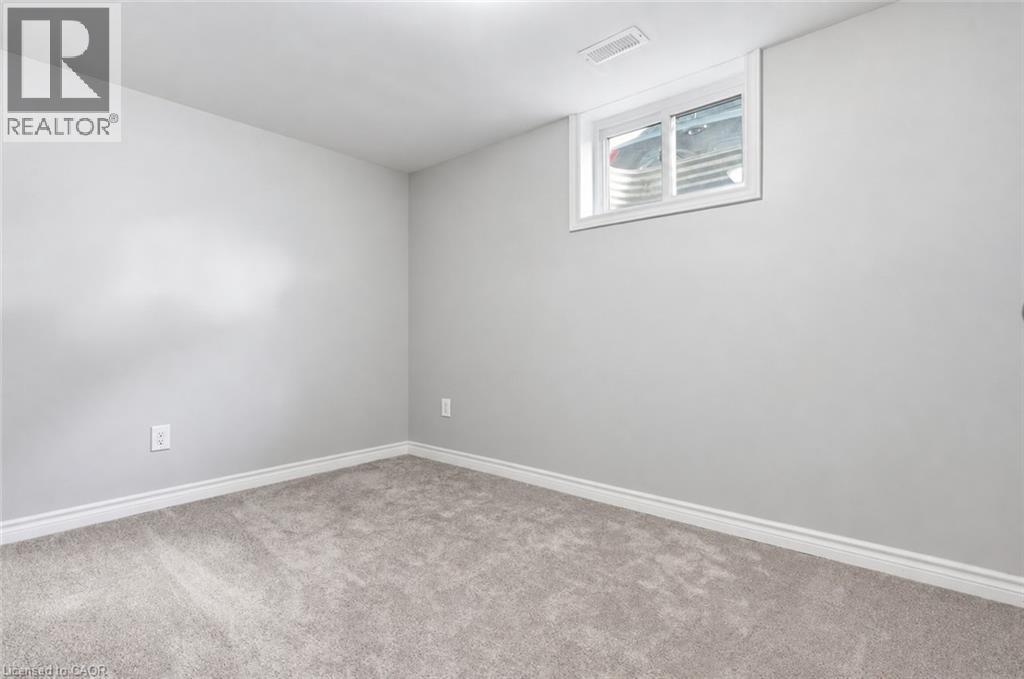 27 Appalachian Crescent, Kitchener, Ontario  N2E 1A3 - Photo 33 - 40862802