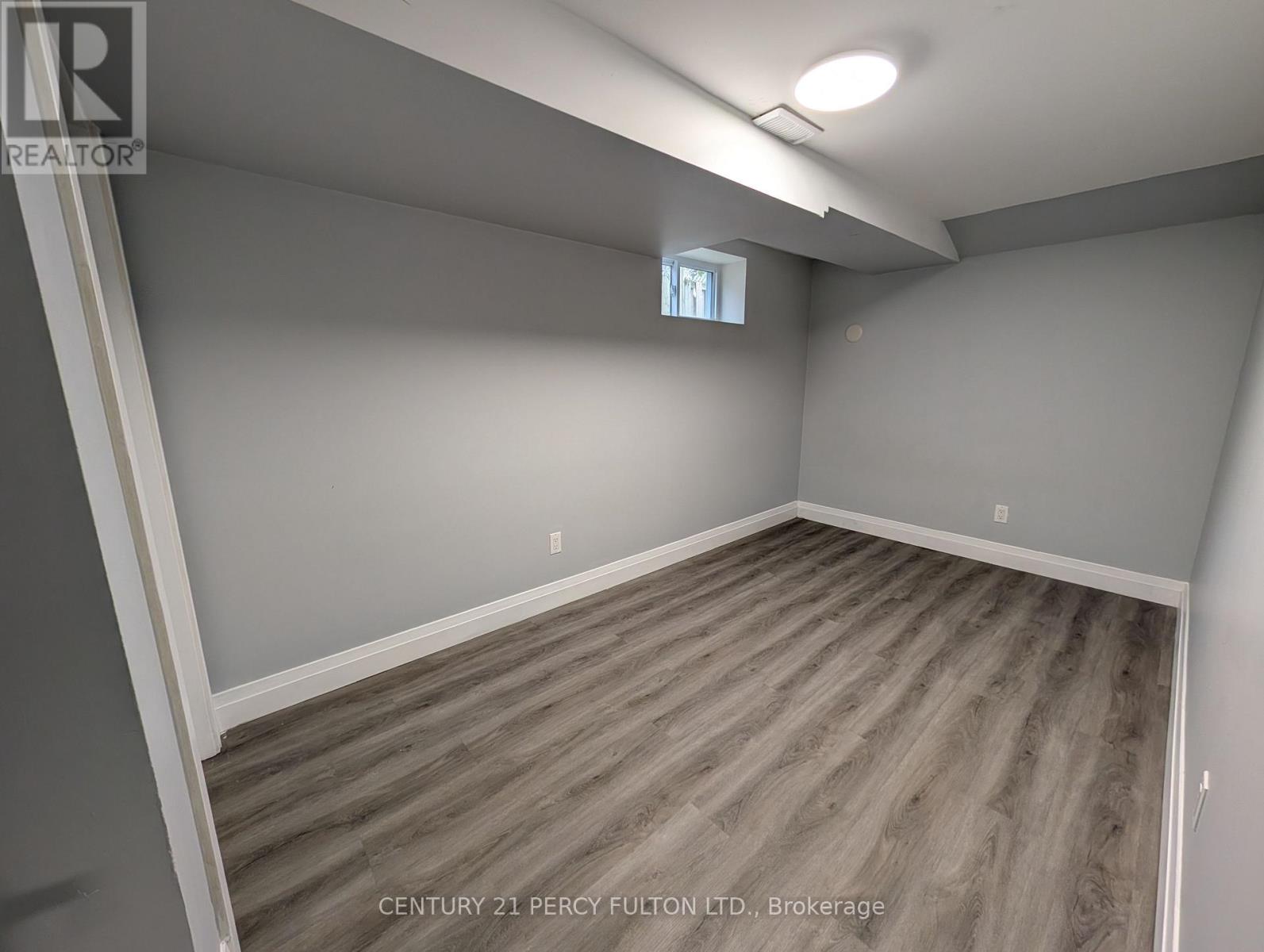 270 Wilson Road S, Oshawa, Ontario  L1H 6C5 - Photo 6 - E13730988