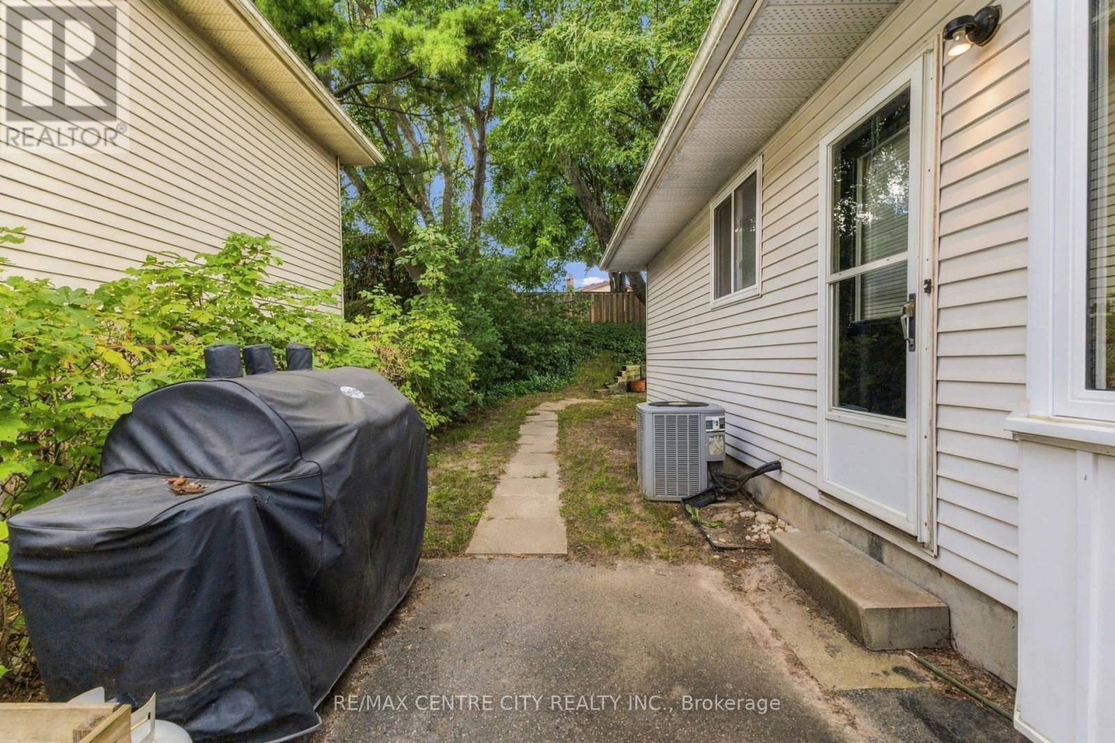 228 Pochard Lane, London East, Ontario  N5W 5Z3 - Photo 27 - X13789574