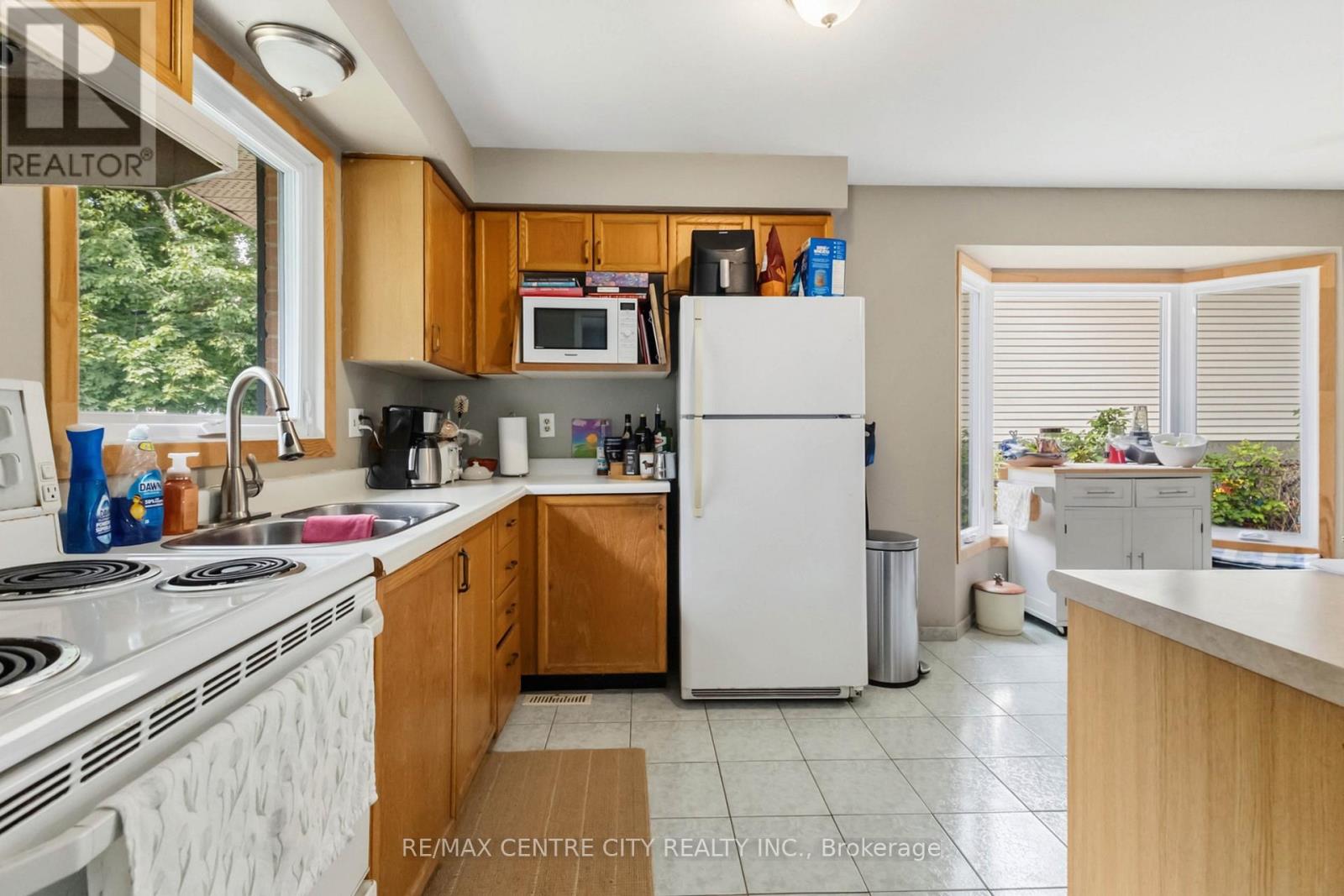 228 Pochard Lane, London East, Ontario  N5W 5Z3 - Photo 6 - X13789574