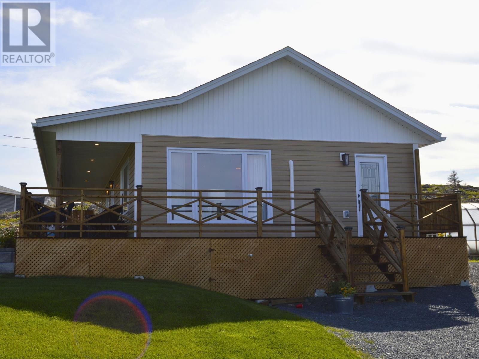 8 Vaughan Road, Small Point — photo 14