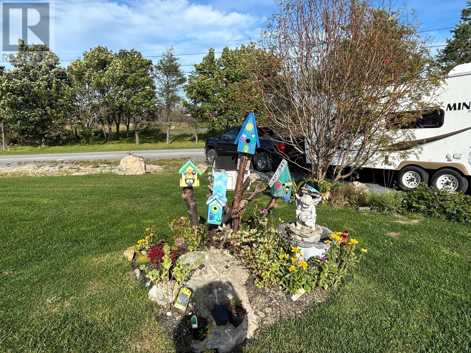 8 Vaughan Road, Small Point — photo 17