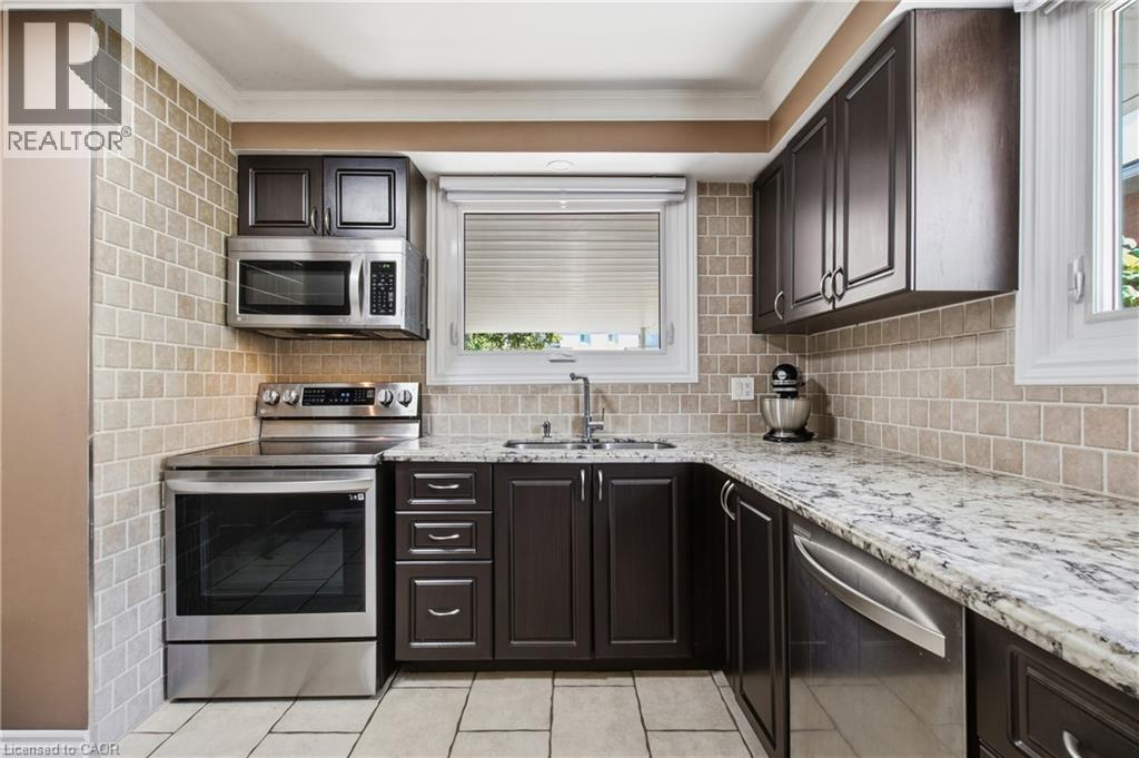 58 Tindale Court, Hamilton, Ontario  L8K 6C7 - Photo 15 - 40863826
