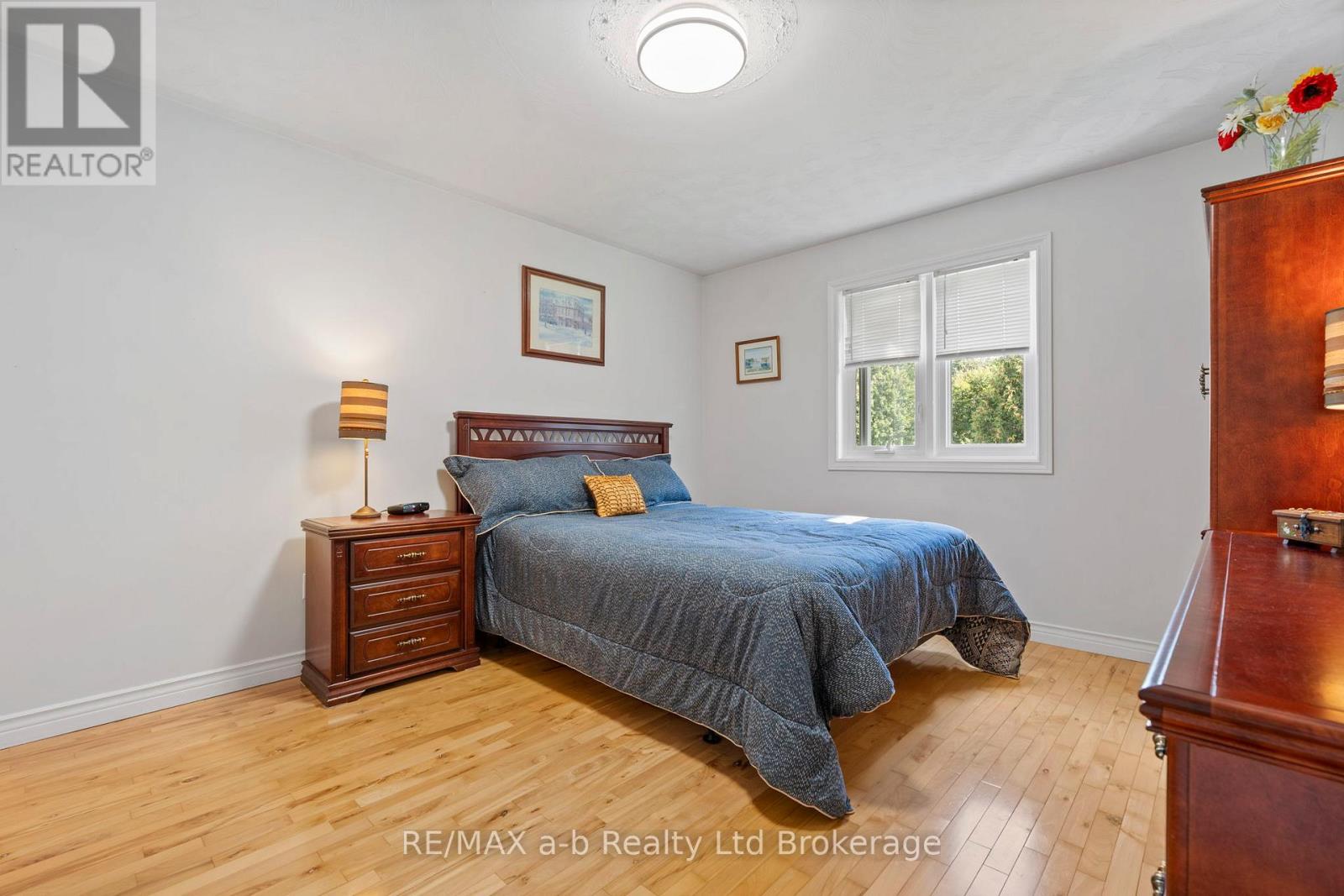 48 Denrich Avenue, Tillsonburg, Ontario  N4G 4W1 - Photo 14 - X13789564