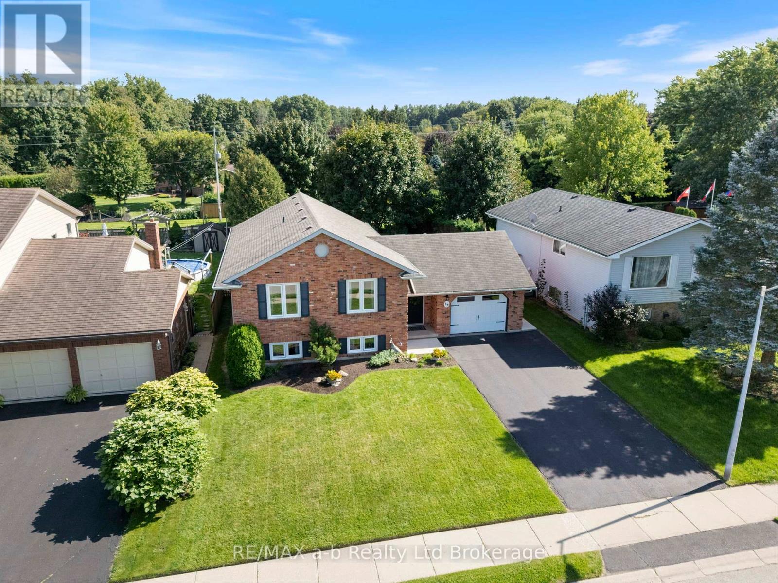 48 Denrich Avenue, Tillsonburg, Ontario  N4G 4W1 - Photo 32 - X13789564