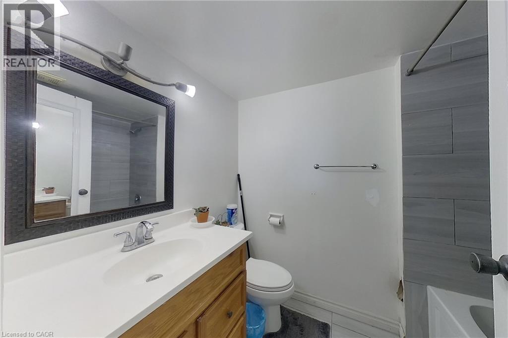 65 N Silvercreek Parkway N Unit# 301, Guelph, Ontario  N1H 7R9 - Photo 19 - 40847487