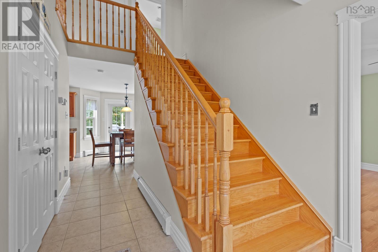 259 Henry Avenue photo 18