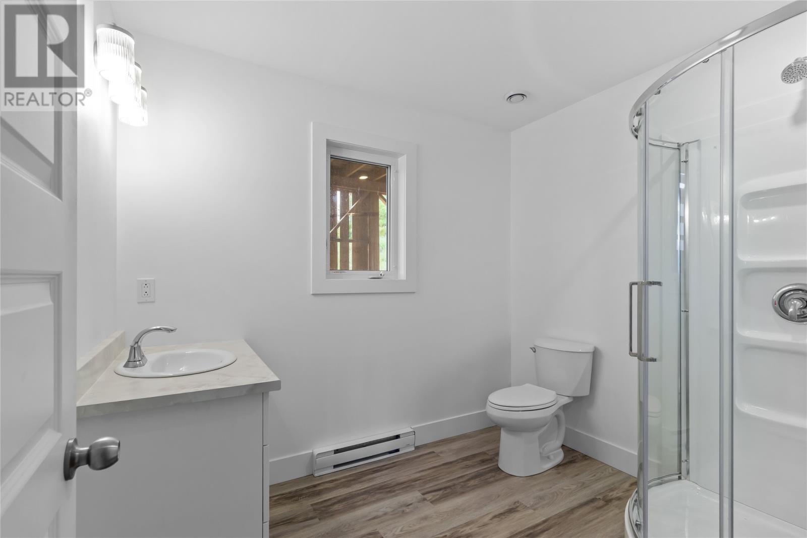 8 McGraths Road, Holyrood — photo 19