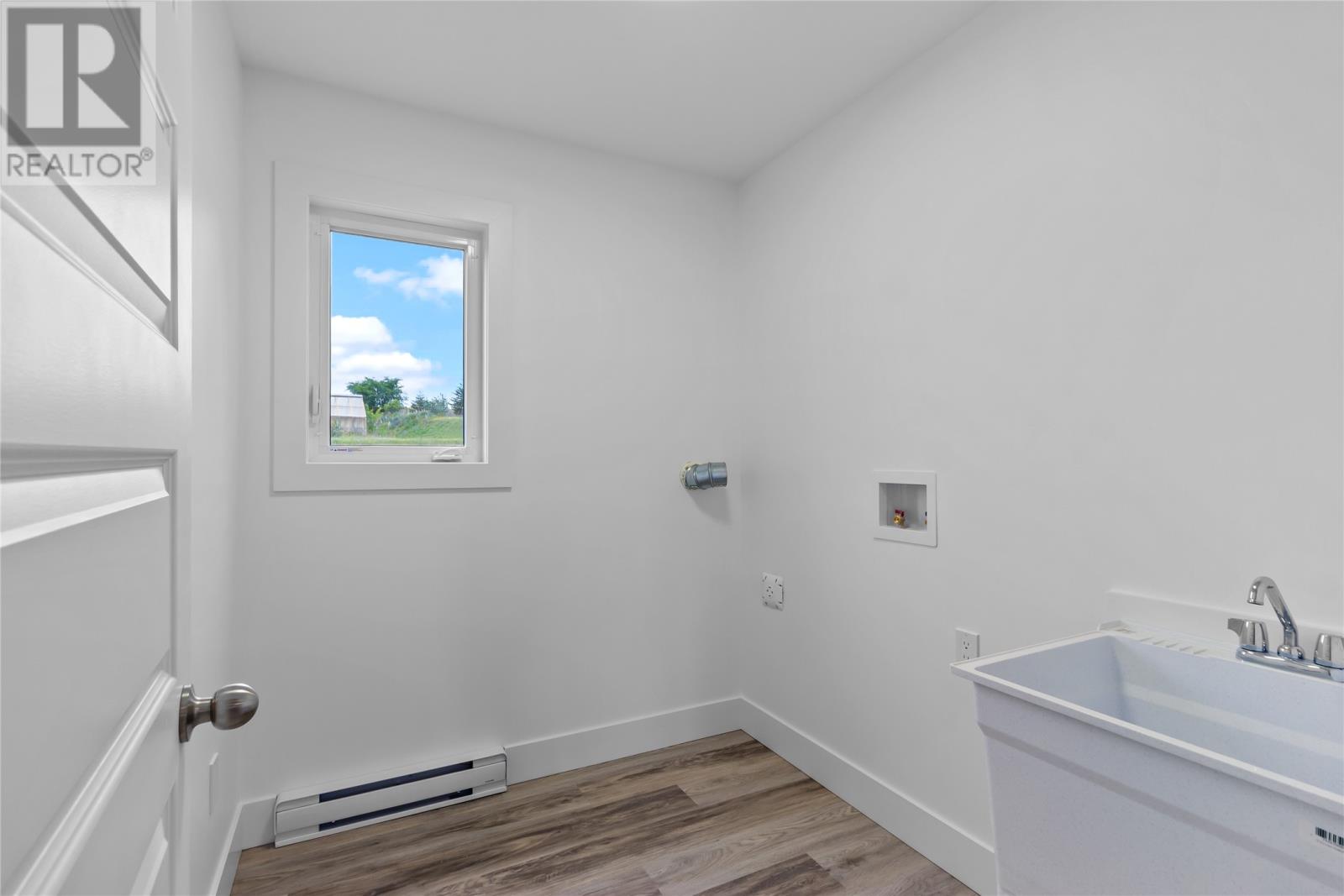 8 McGraths Road, Holyrood — photo 21