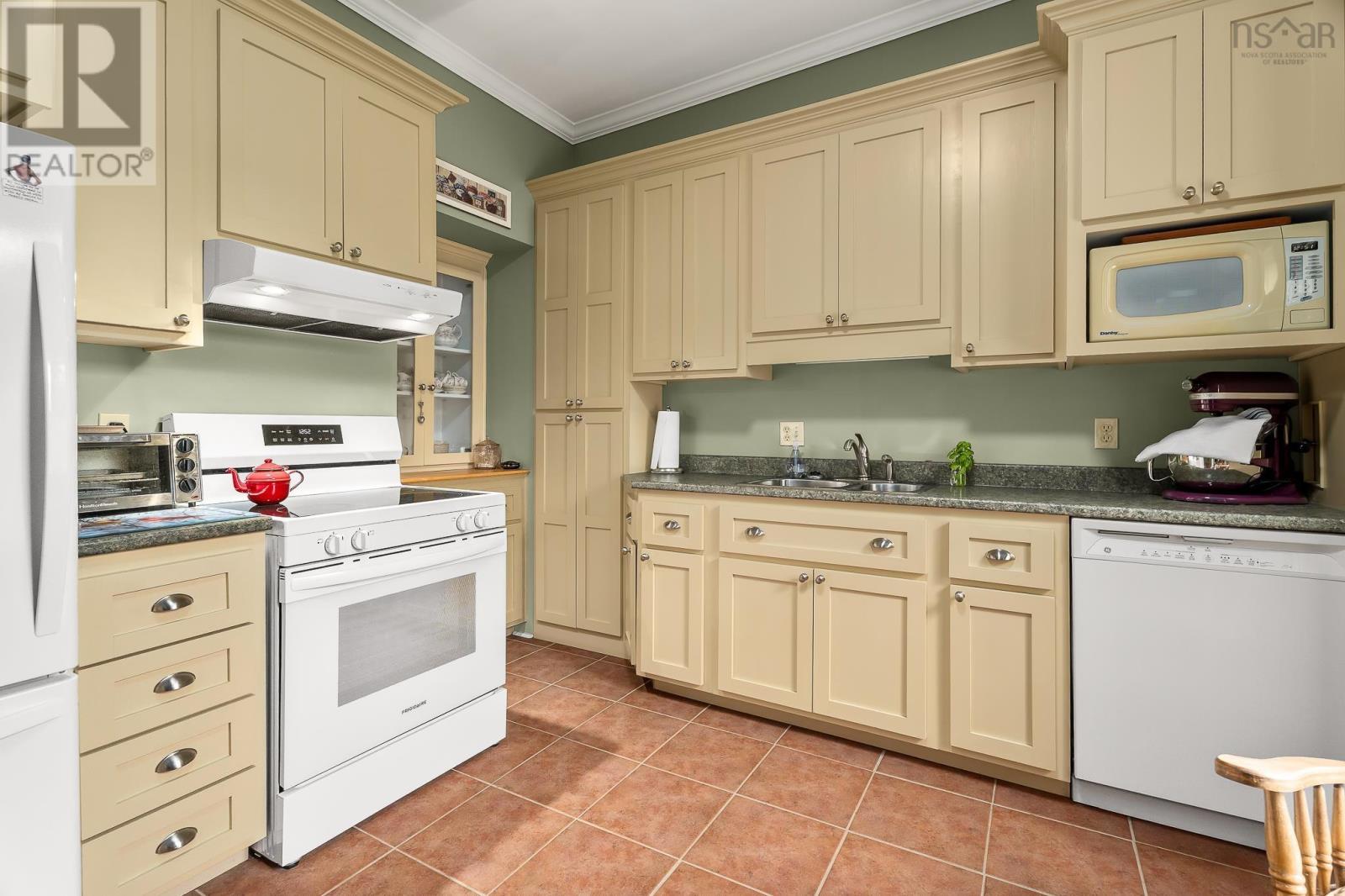 2365 Agricola Street, Halifax, Nova Scotia  B3K 4B7 - Photo 8 - 202623439