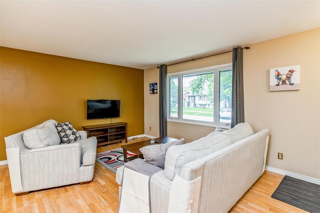 106 Thom Avenue W, Winnipeg, Manitoba R2C 3P5 - Photo 15 - 202623269
