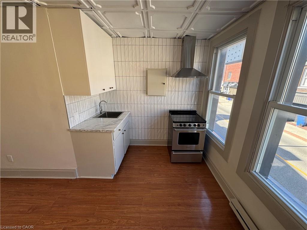 97 Queen Street S, Kitchener, Ontario  N2G 1W1 - Photo 5 - 40862904