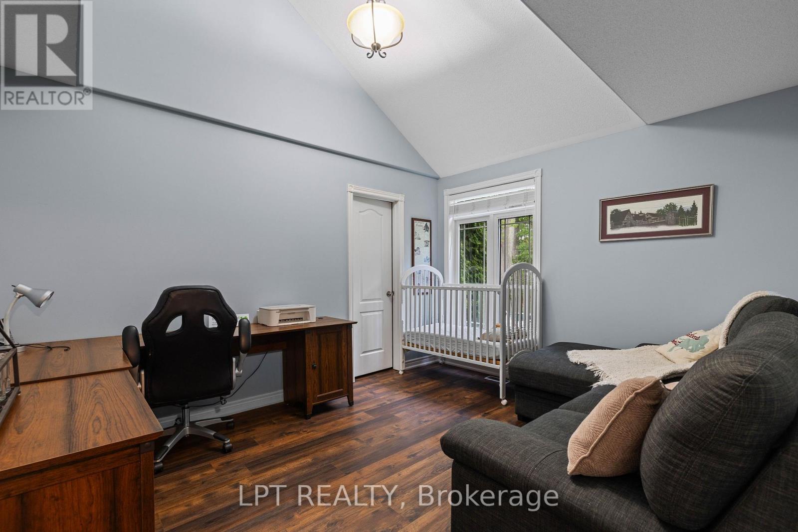 2 Birch Knoll Road, Georgina, Ontario  L0E 1R0 - Photo 23 - N13705454