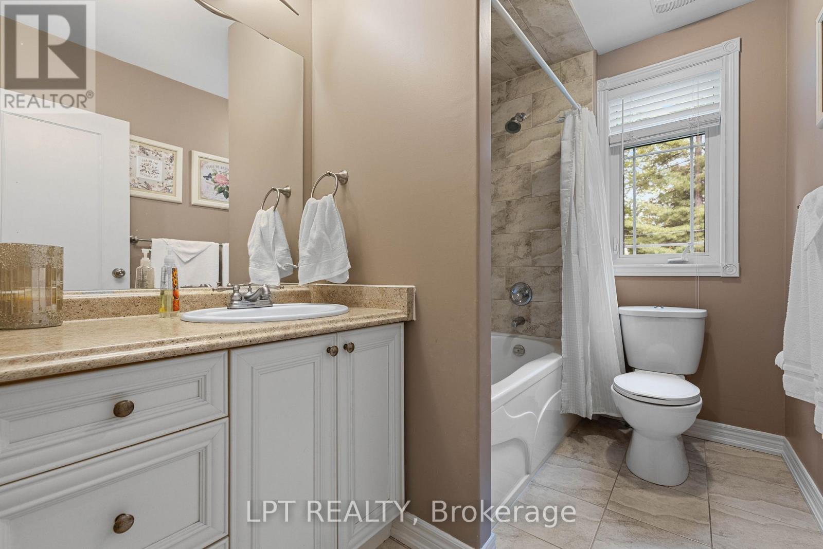 2 Birch Knoll Road, Georgina, Ontario  L0E 1R0 - Photo 24 - N13705454