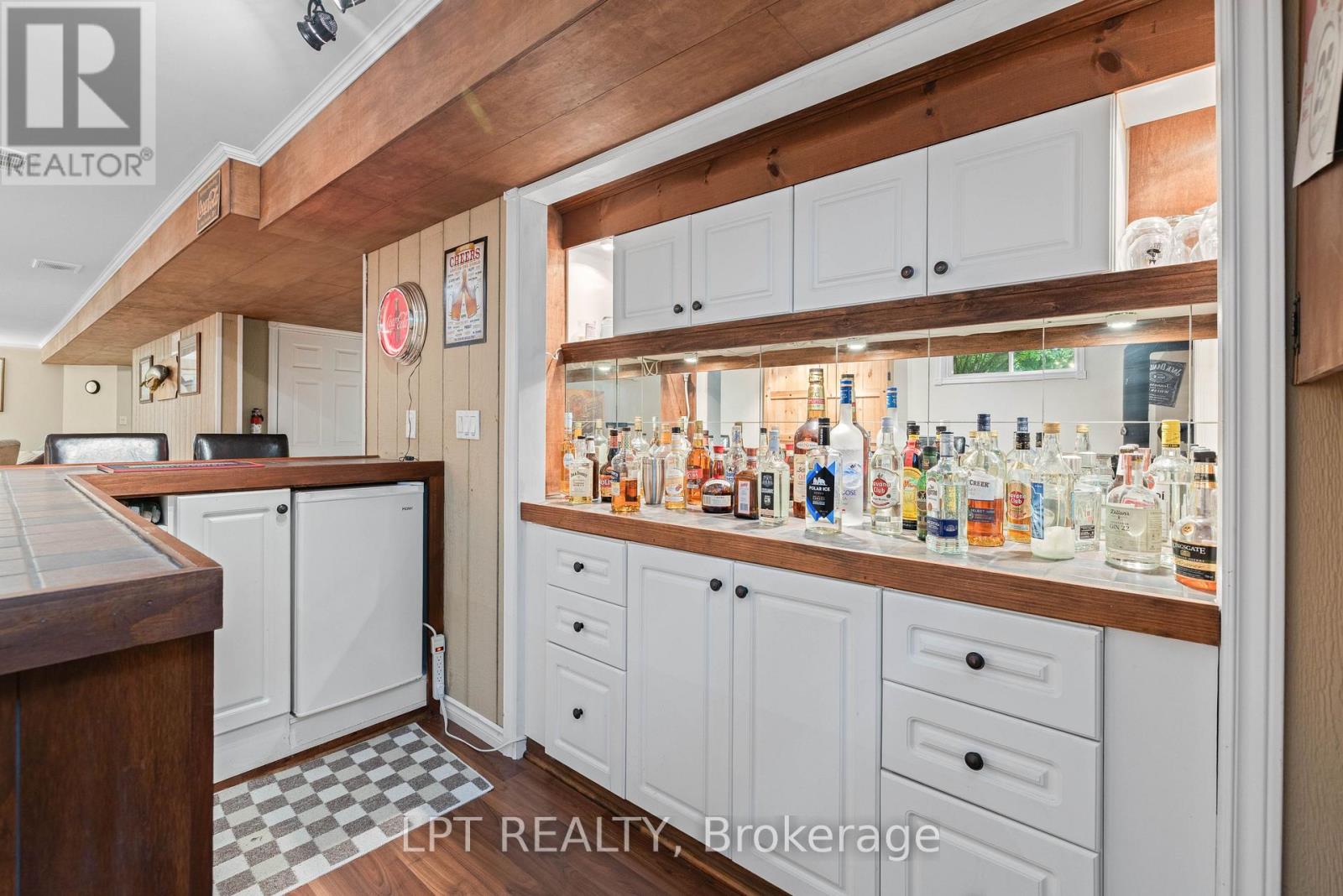 2 Birch Knoll Road, Georgina, Ontario  L0E 1R0 - Photo 34 - N13705454