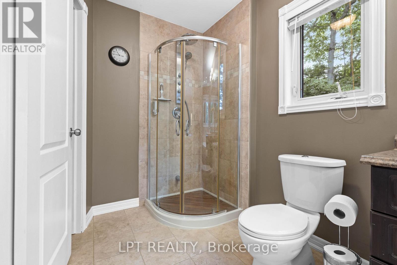 2 Birch Knoll Road, Georgina, Ontario  L0E 1R0 - Photo 21 - N13705454