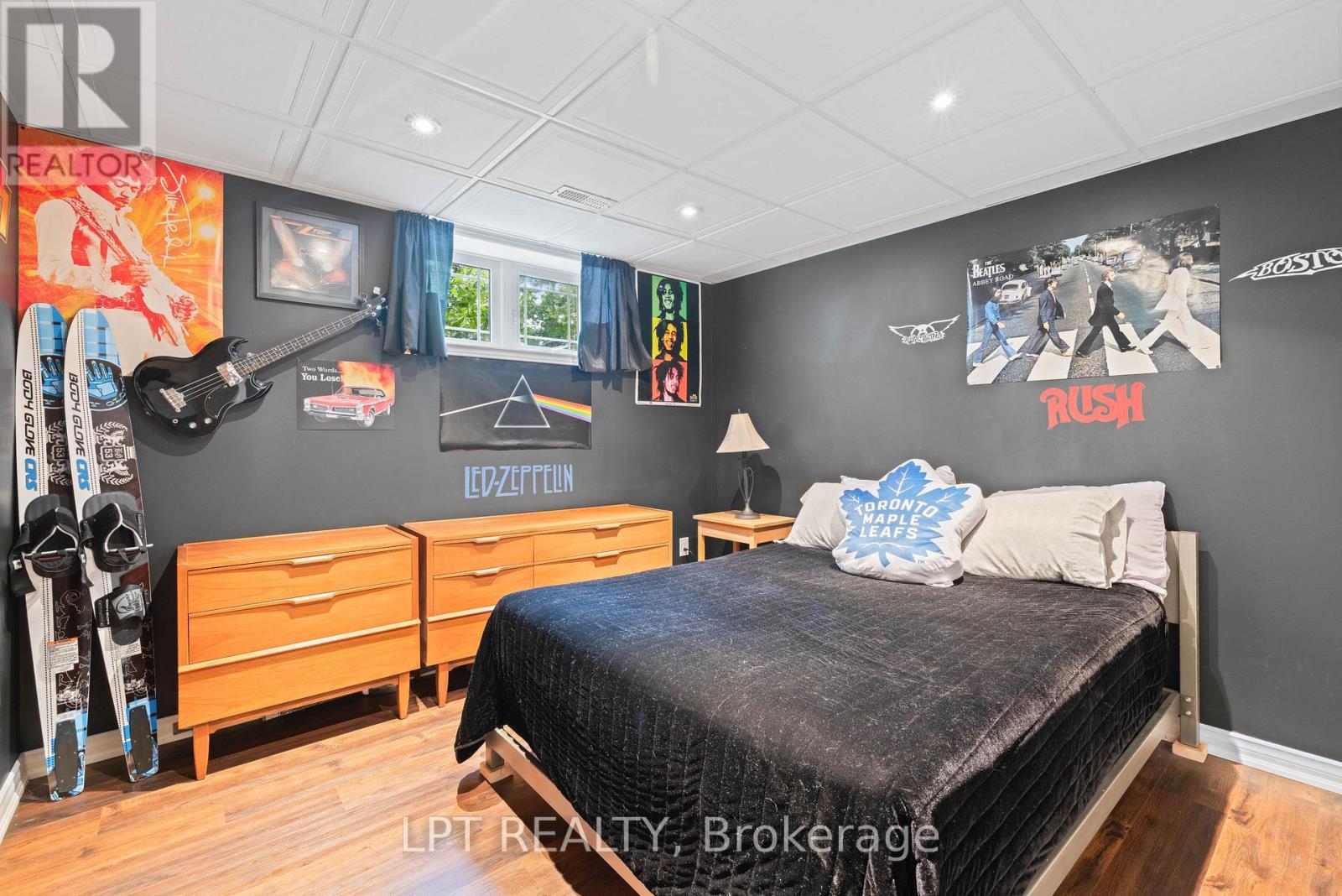 2 Birch Knoll Road, Georgina, Ontario  L0E 1R0 - Photo 35 - N13705454