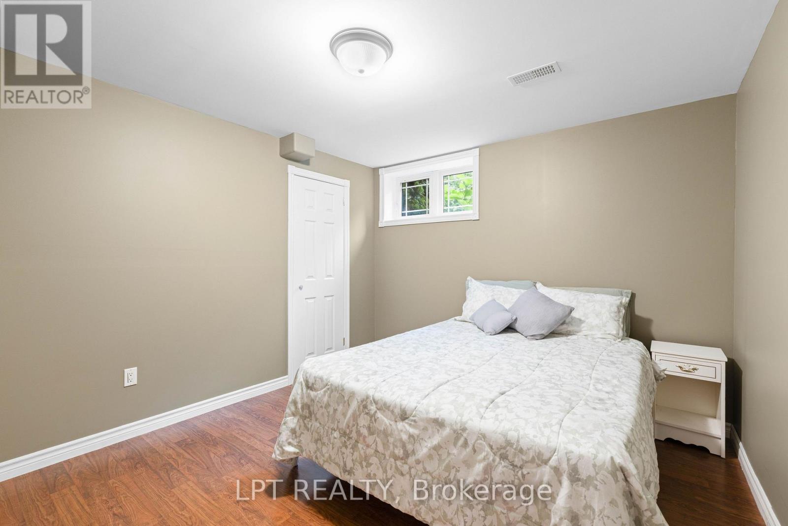 2 Birch Knoll Road, Georgina, Ontario  L0E 1R0 - Photo 36 - N13705454