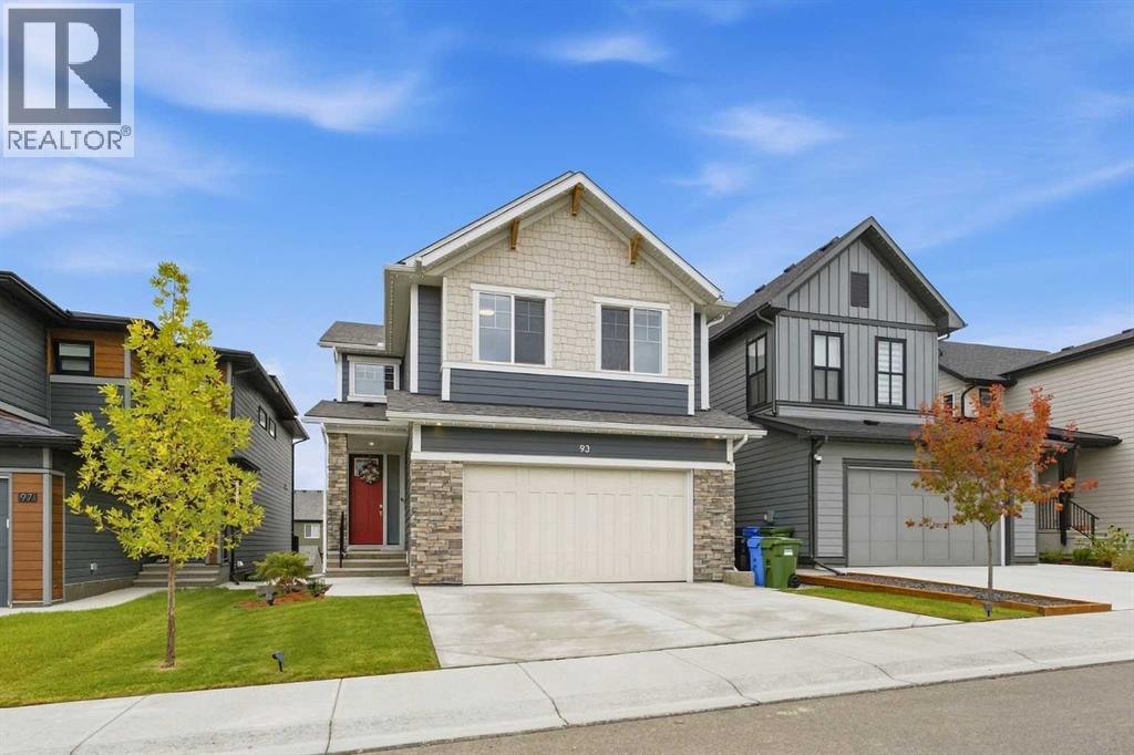 93 Rochester Way NW, Calgary, Alberta  T3L 0J6 - Photo 1 - A2345101