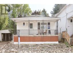 127 WHITNEY AVENUE, Hamilton, Ontario