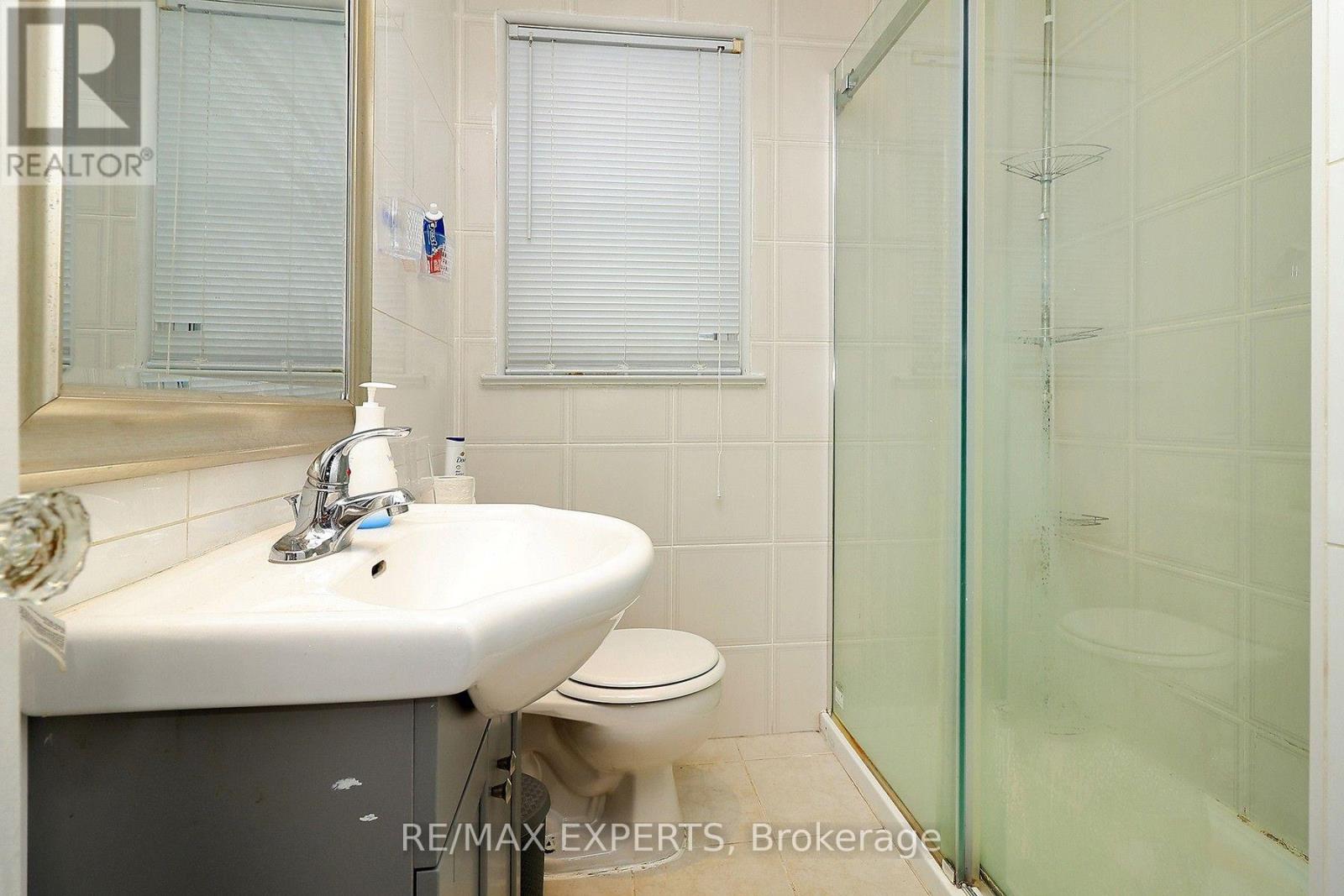 127 Whitney Avenue, Hamilton, Ontario  L8S 2G6 - Photo 10 - X13766644