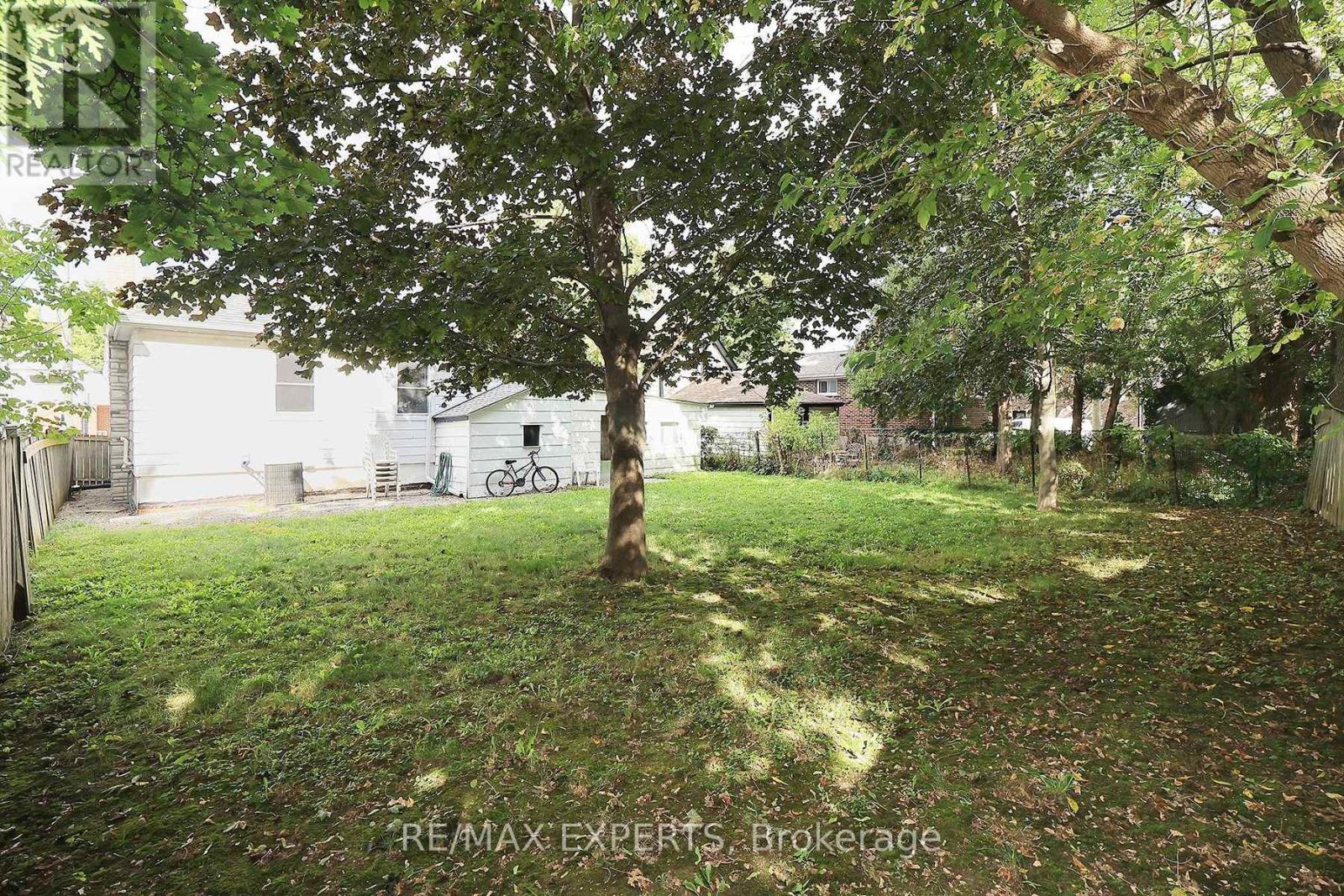 127 Whitney Avenue, Hamilton, Ontario  L8S 2G6 - Photo 25 - X13766644