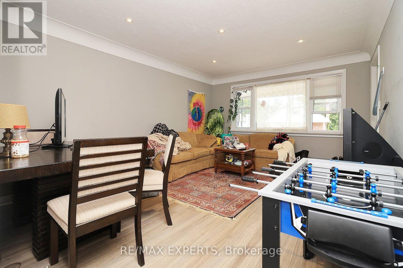 127 Whitney Avenue, Hamilton, Ontario  L8S 2G6 - Photo 4 - X13766644