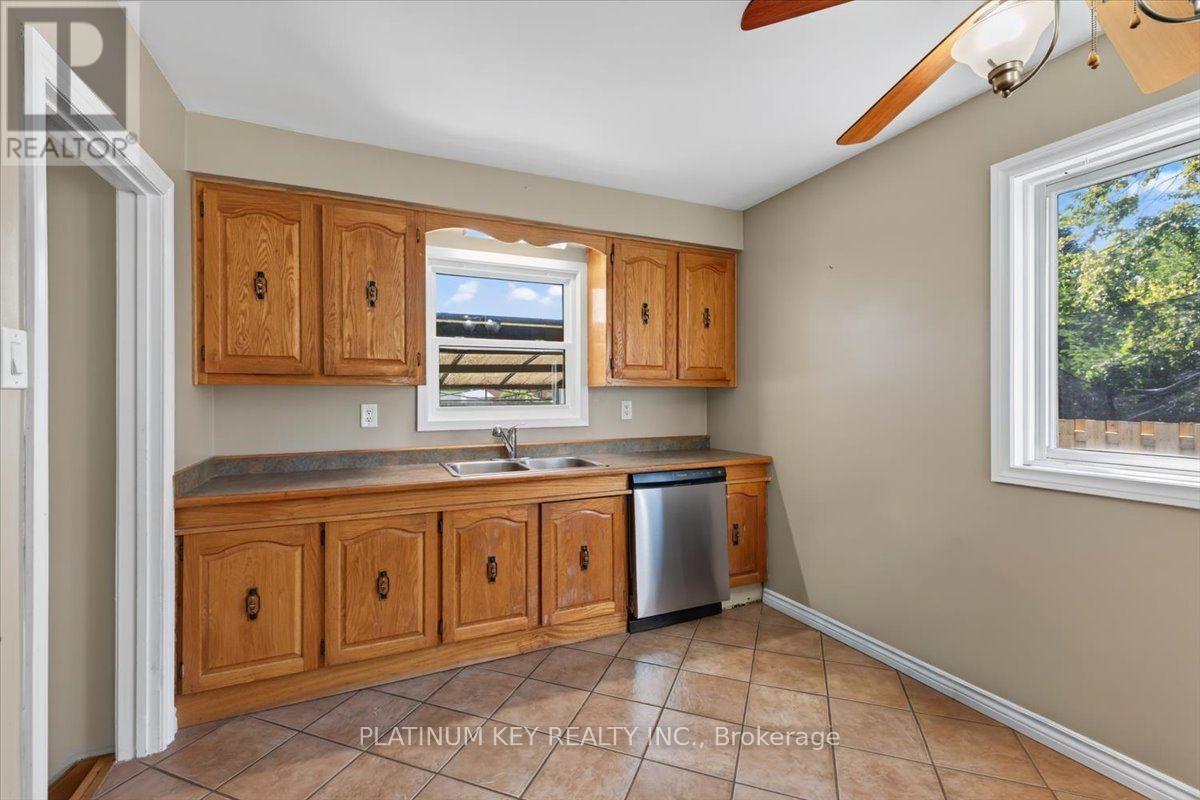 51 Garland Crescent, London East, Ontario  N5V 1N4 - Photo 7 - X13789584