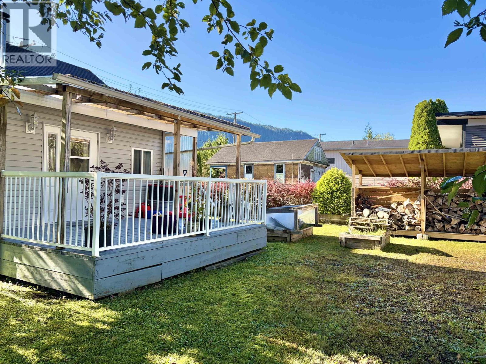 202 W 9 AVENUE Prince Rupert Photo 2 202 W 9 AVENUE Prince Rupert Photo 2
