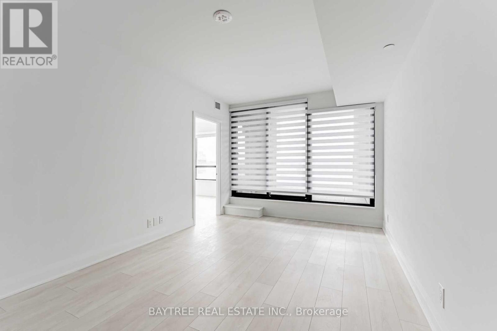 316 - 33 Frederick Todd Way, Toronto (Thorncliffe Park), Ontario  M4G 0C9 - Photo 6 - C13789678