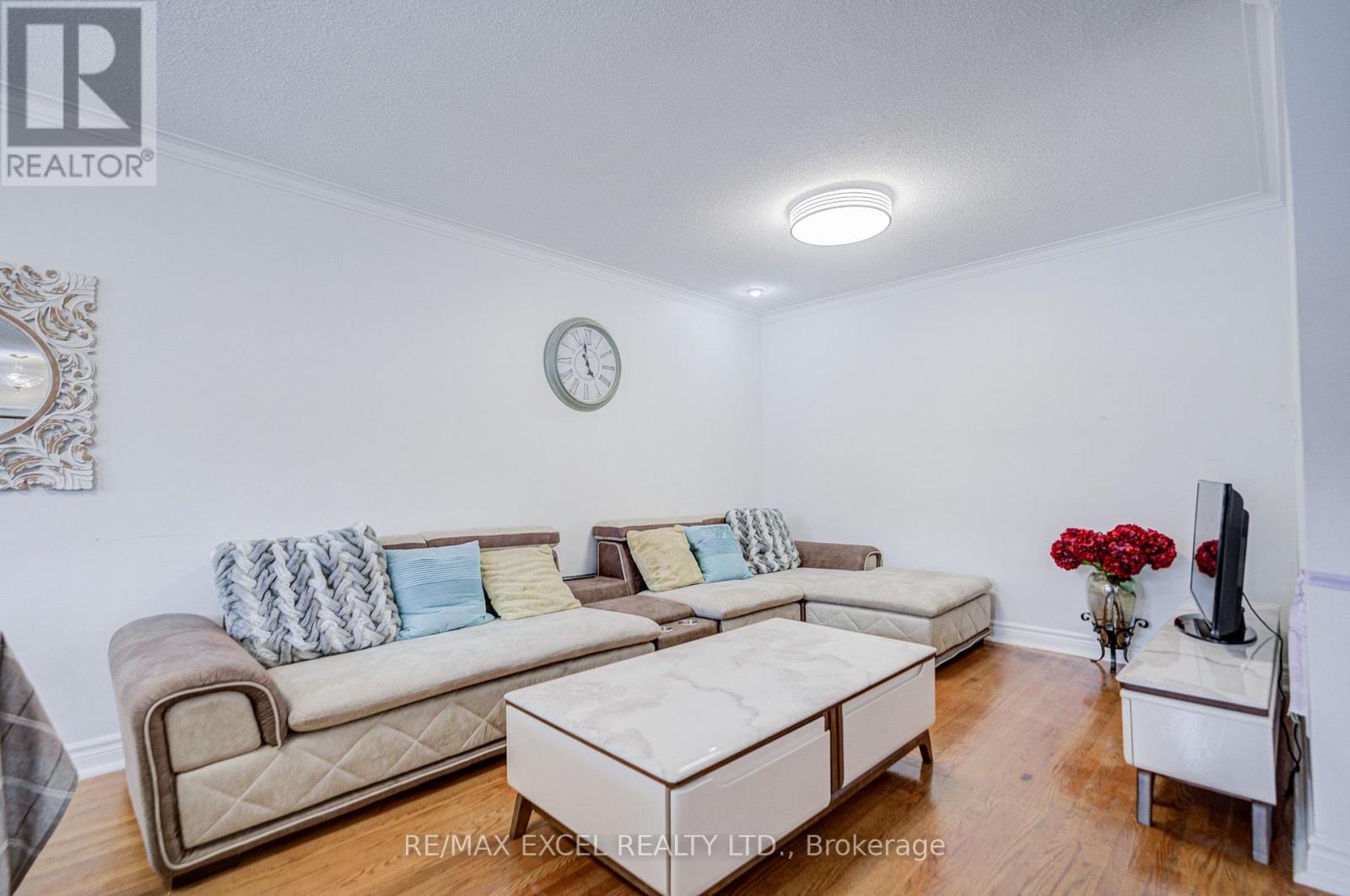 155 Edmonton Drive, Toronto (Pleasant View), Ontario  M2J 3X3 - Photo 10 - C13789680