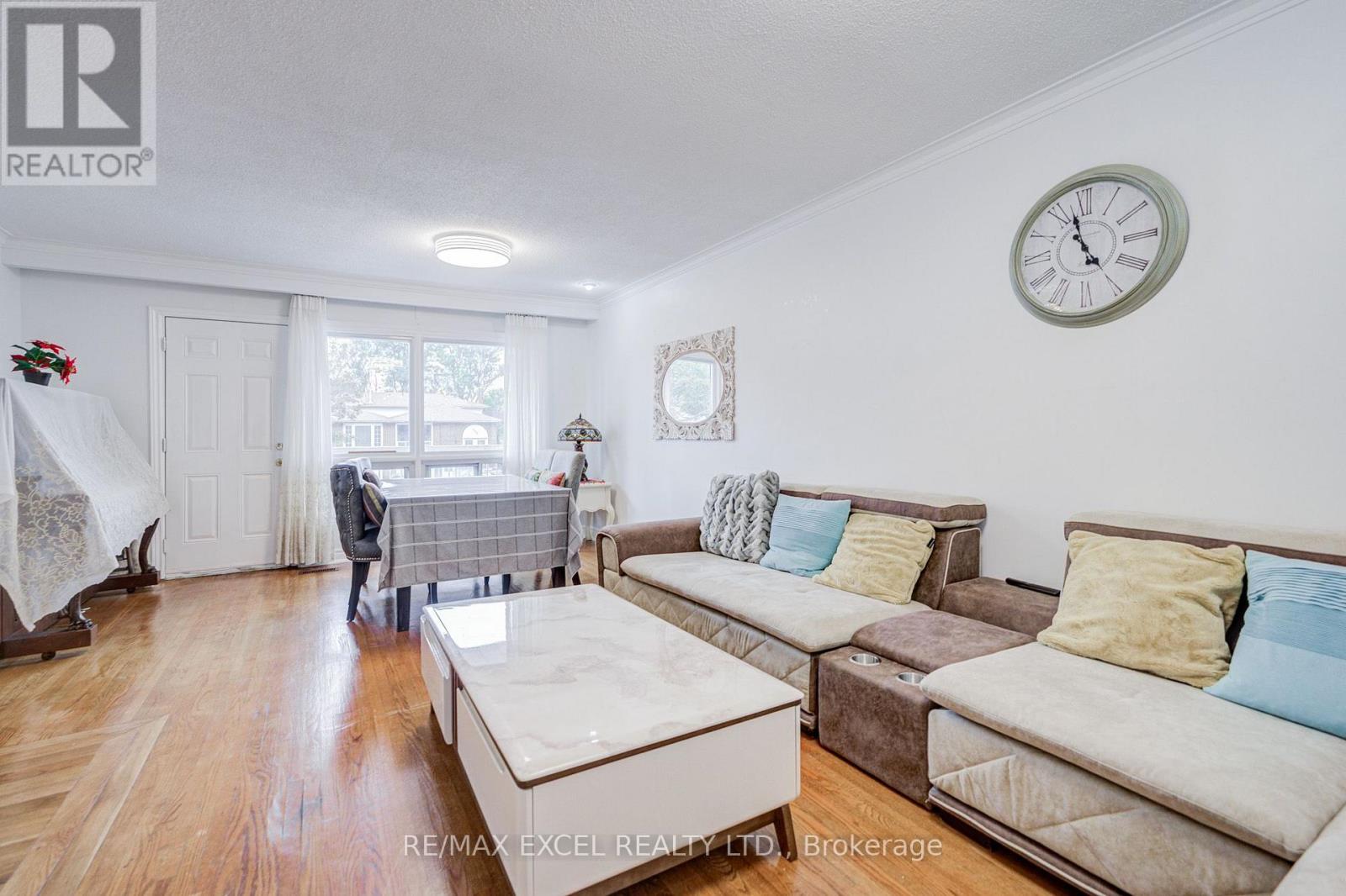 155 Edmonton Drive, Toronto (Pleasant View), Ontario  M2J 3X3 - Photo 11 - C13789680